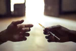 What are the Symptoms of Heroin Use?